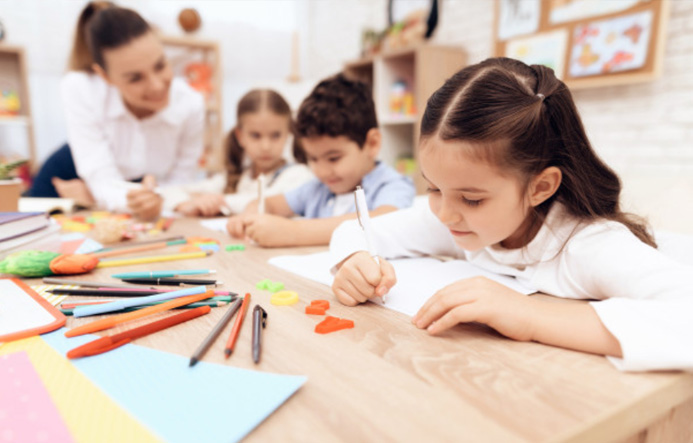 désinfection permanente dans les écoles